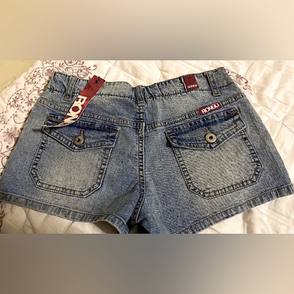 Never used some part of price tag blue Jean shorts size 3 juniors low rise